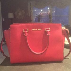 Michael Kors shoulder bag- with dust cover